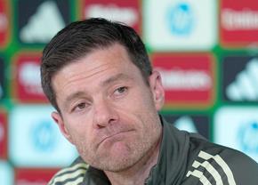 O altă variantă » Sunt împotriva tuturor și insistă: „Așa a plecat, de fapt, Xabi Alonso de la Real Madrid!”