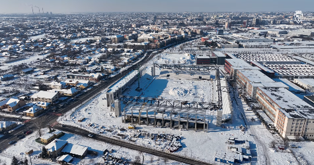Stadionul „Eroii Timișoarei”, sub zăpadă