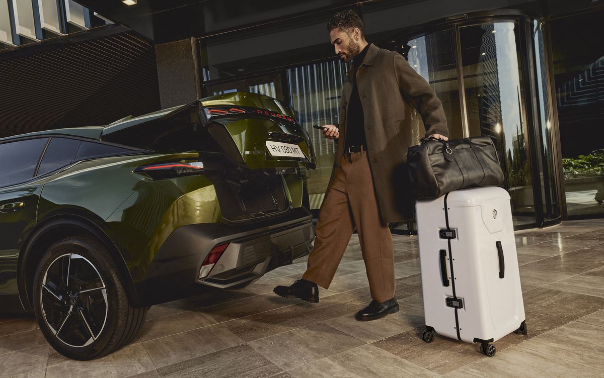 Noul Peugeot se lansează în România și vine cu un detaliu care atrage toate privirile! Se va bate pentru supremație cu Toyota sau Volkswagen