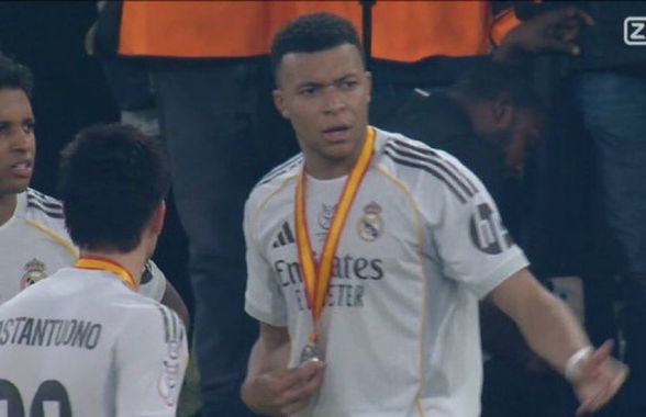 Gestul lui Mbappe, la festivitatea de premiere de la Supercupă, a făcut înconjurul internetului: „A stârnit agitație”