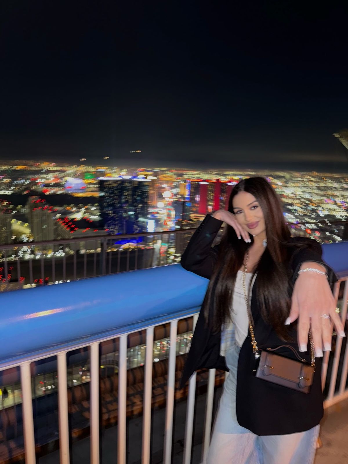 Fotbalistul român și-a cerut iubita în căsătorie în Las Vegas