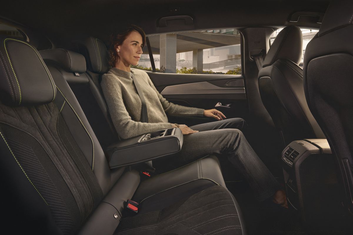 Noul Peugeot se lansează în România și vine cu un detaliu care atrage toate privirile! Se va bate pentru supremație cu Toyota sau Volkswagen