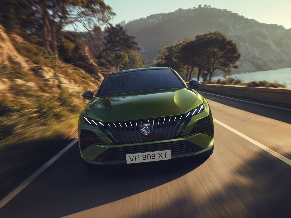 Noul Peugeot se lansează în România și vine cu un detaliu care atrage toate privirile! Se va bate pentru supremație cu Toyota sau Volkswagen