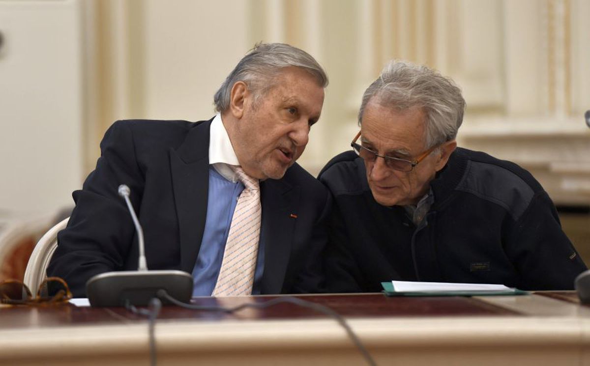 VIDEO Simona Halep, Nadia Comăneci, Gabi Szabo și Camelia Potec, conferință-manifest la Senat: „Ajutor! Vorbim în van și nimeni nu ne ascultă!”