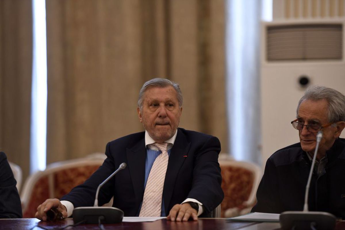 Simona Halep, Nadia Comăneci, Gabi Szabo și Camelia Potec, conferință-manifest la Senat: „Ajutor! Vorbim în van și nimeni nu ne ascultă!”