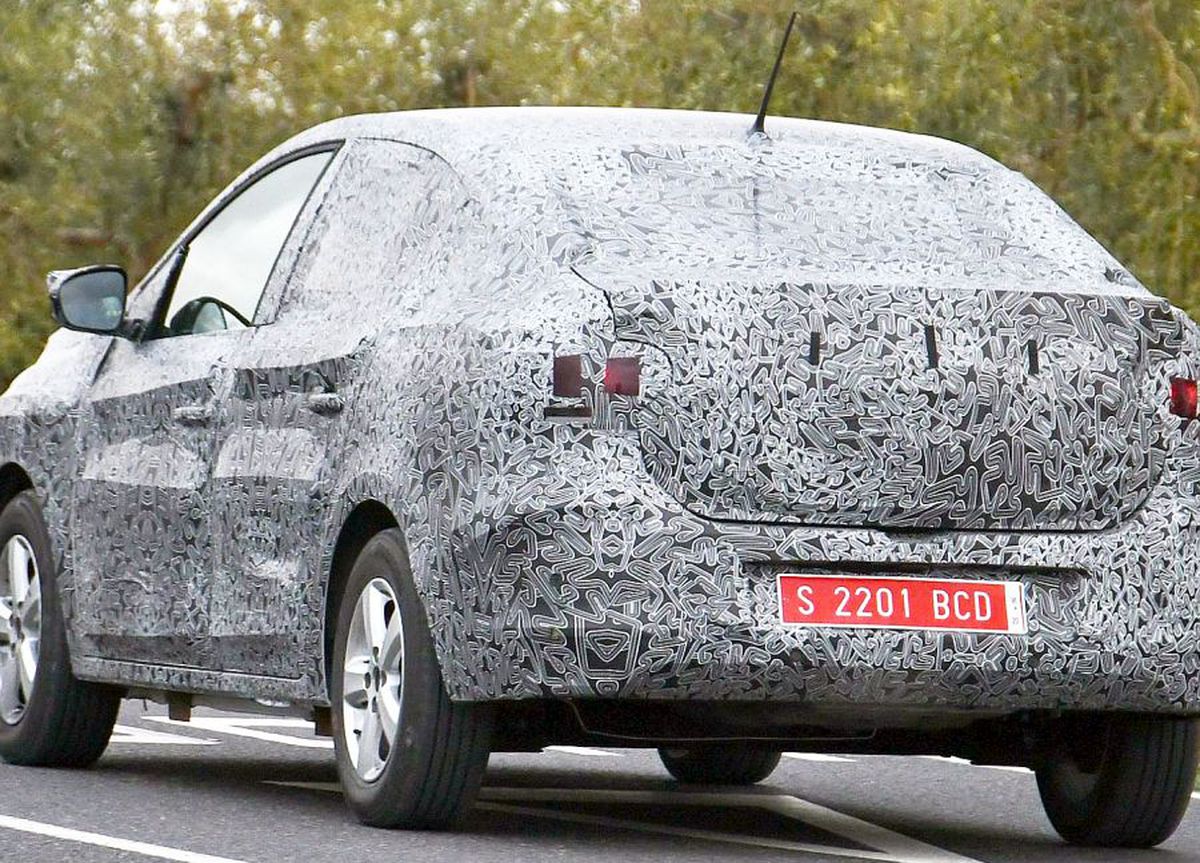 Dacia Logan 3, suprinsă la teste! Noul model are faruri LED și ar putea avea o opțiune de senzație