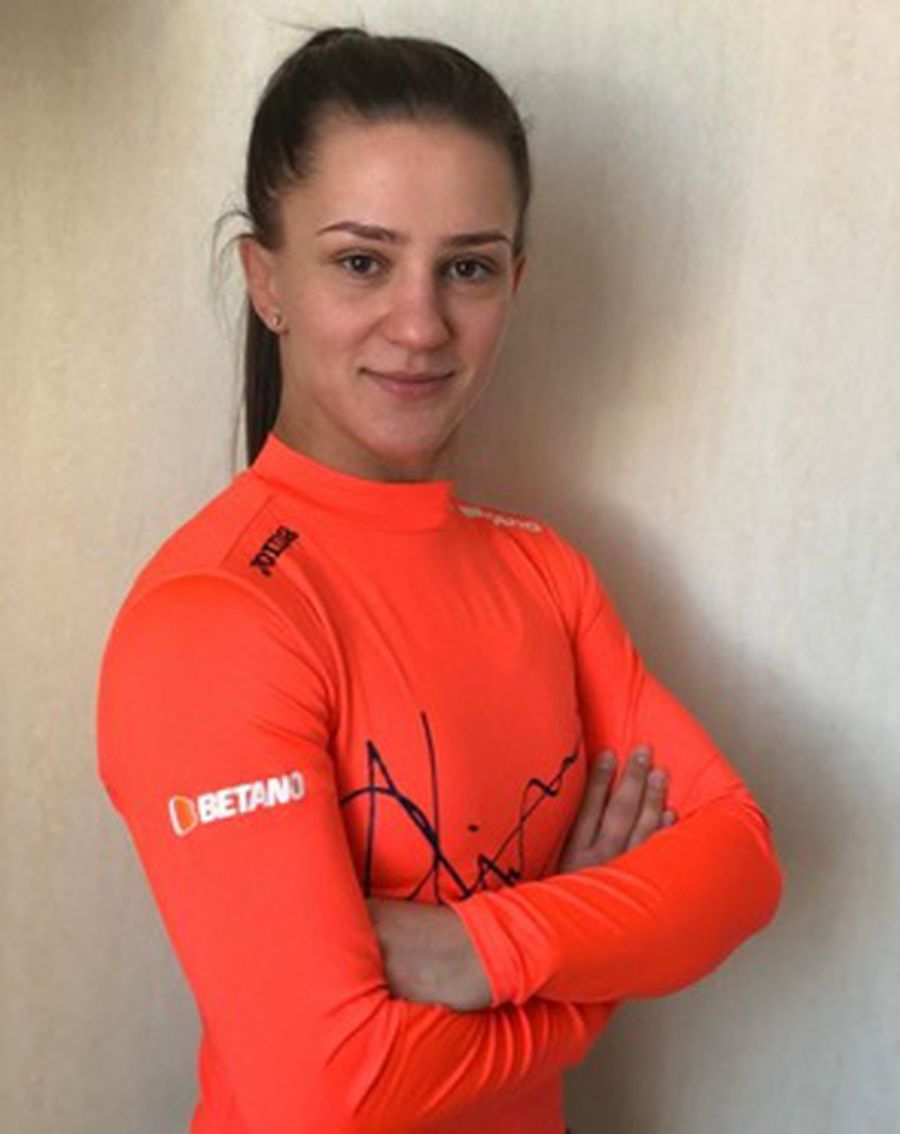 Betano susține sportivii de elită și a devenit partener oficial al Alinei Vuc, cea mai bună luptătoare a României. Împreună spre Japonia!