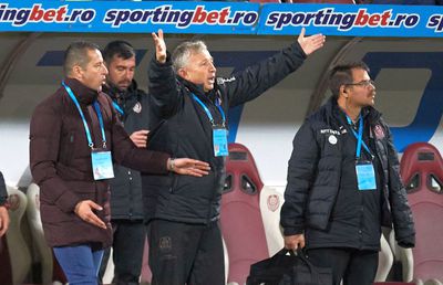 CFR CLUJ // Tensiuni la CFR Cluj: Dan Petrescu s-a săturat de felul în care se pregătește Lacina Traore! L-a luat la rost pe jucător