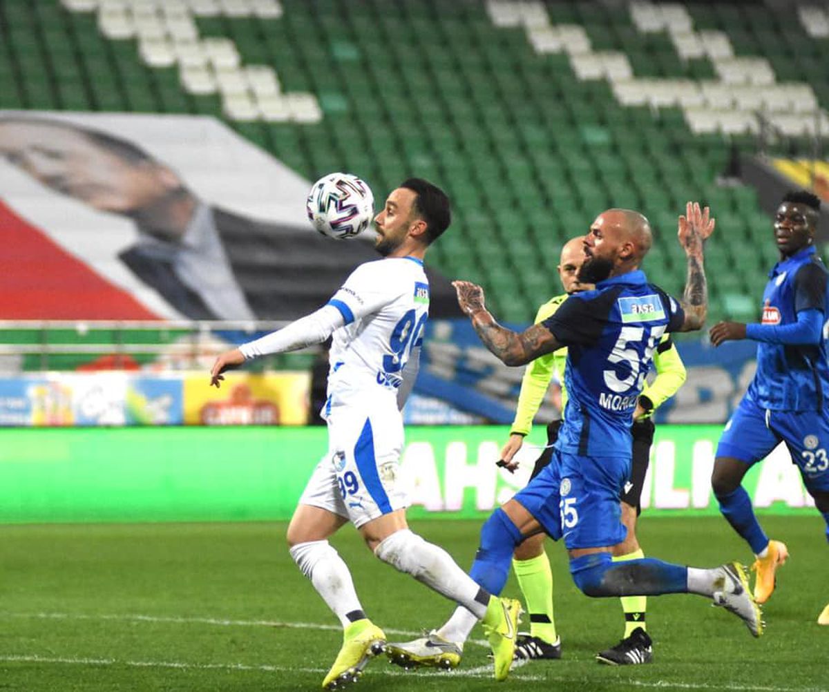 Turcii anunță: Marius Șumudică a vrut să-și dea demisia de la Rizespor!