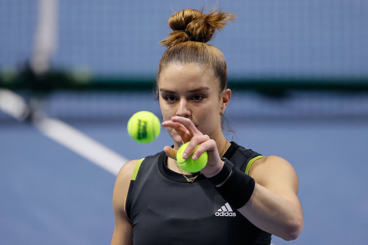 Irina Begu - Maria Sakkari » Românca s-a oprit în semifinalele turneului de la Sankt Petersburg, după un „thriller” cu Maria Sakkari, principala favorită