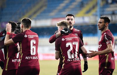 Fostul oficial din Gruia dă de pământ cu CFR Cluj: „Nu că joacă slab, sunt penibili! Ai o armată de fundași centrali, transferi jucători zilnic și iei gol?”