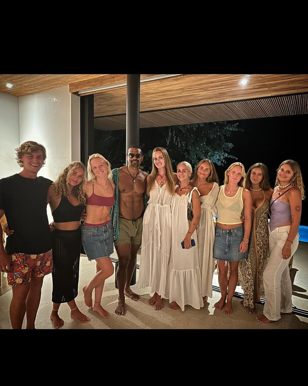 David Haye ar fi într-o relație în 3 cu Una Healy și Sian Osborne