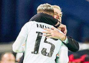 I-a salvat carnetul de antrenor! Ce pariu a câștigat Ancelotti cu „Balonul de Argint” Valverde