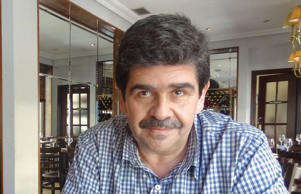 Radu Paraschivescu dezvăluie că a primit oferta de a fi manager general la un club din Superliga: „M-a ofertat printr-un interpus”» Răspunsul genial al scriitorului