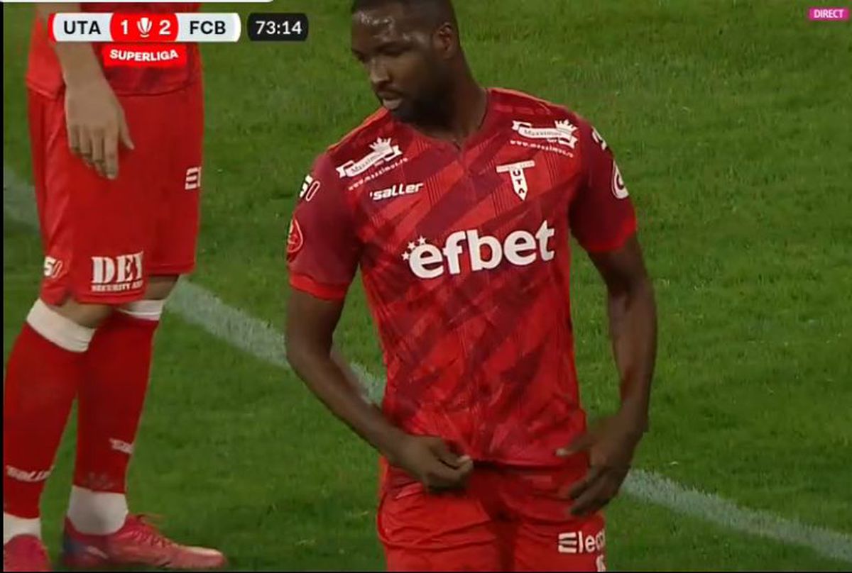 Intrare grosolană în UTA - FC Botoșani! „Centralul” Găman a avut nevoie de VAR