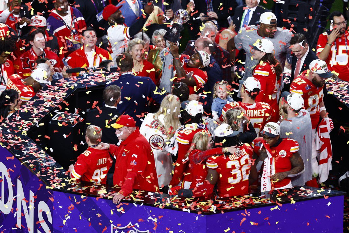 Super Bowl LVIII: Kansas City Chiefs - San Francisco 49ers 25-22