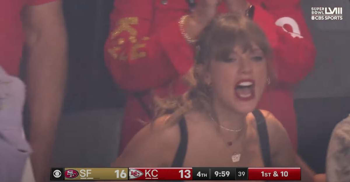 Taylor Swift a făcut haos în lojă la Super Bowl » Cum au surprins-o camerele TV