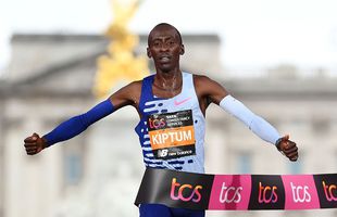 Șocant: Kelvin Kiptum, deţinătorul recordului mondial la maraton și singurul care a coborât sub 2h și un minut, a murit într-un accident rutier!