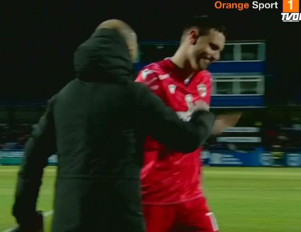 Emoții pentru Dinamo: a dat pasă de gol și a ieșit accidentat!