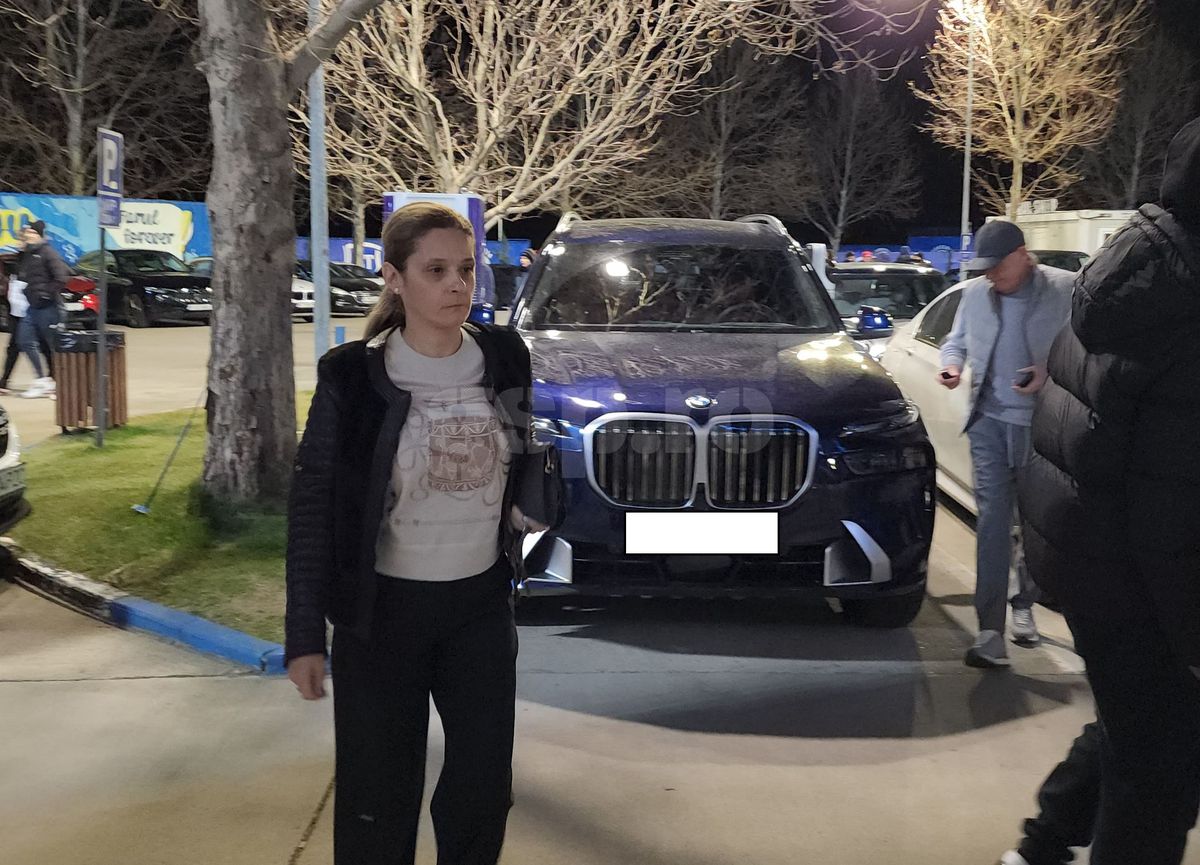 FOTO Marilena Hagi, cu un BMW electric la Farul - Dinamo
