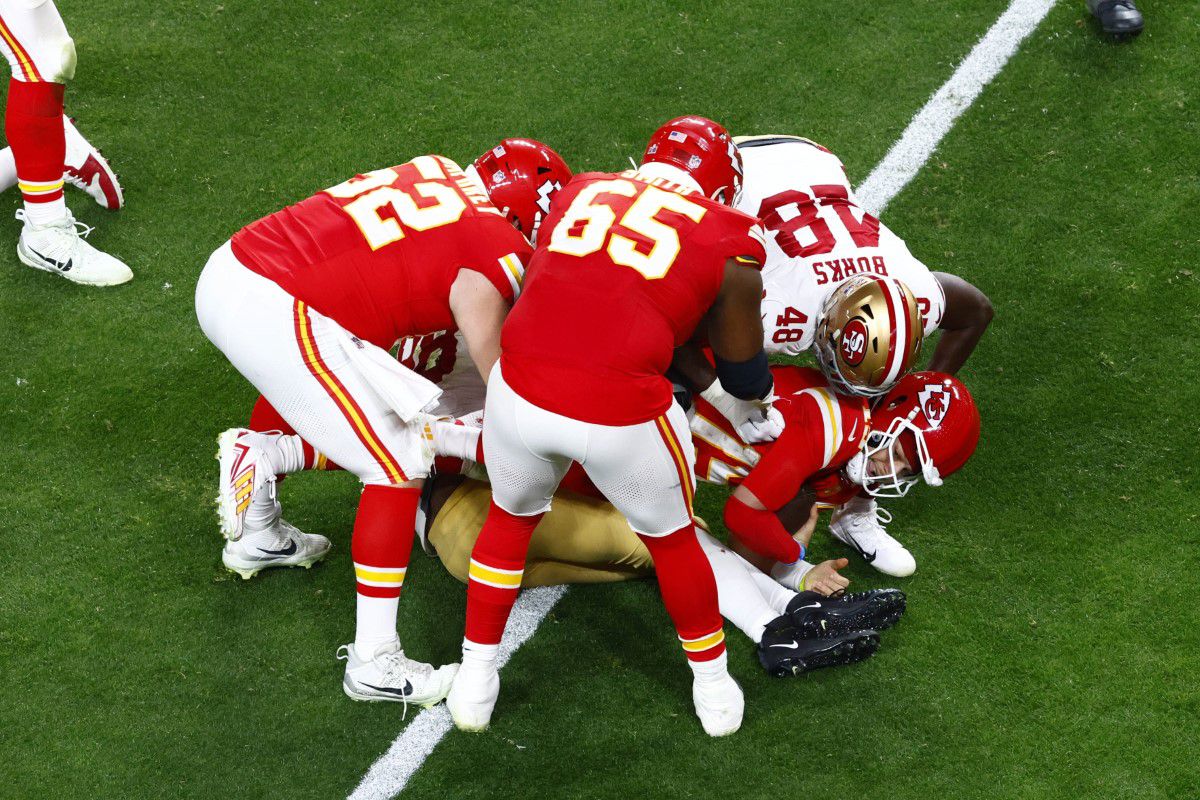 Dinastia lui Mahomes » Super Bowl electrizant în Vegas! Kansas City Chiefs revine și își apără trofeul NFL în prelungiri