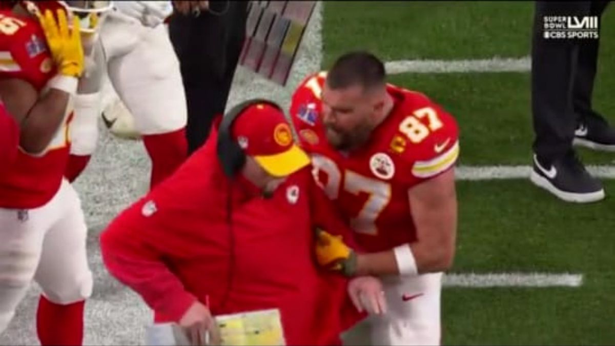 Travis Kelce, furios » A țipat la antrenor și l-a împins! Reacția lui Andy Reid, după finala Super Bowl: „În mod normal, aș fi ripostat, dar m-a prins dezechilibrat”