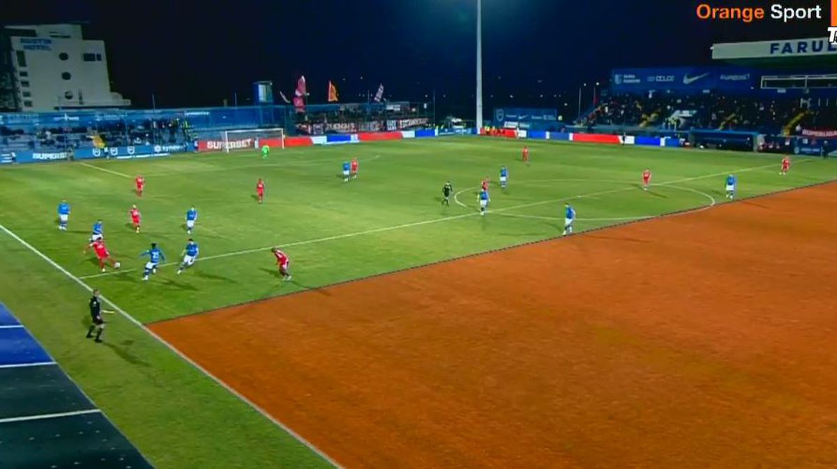 FOTO Reacția lui Gică Hagi după golul 2 al lui Dinamo cu Farul