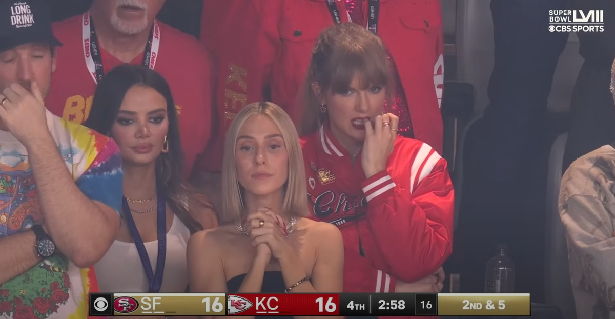 Taylor Swift a făcut haos în lojă la Super Bowl » Cum au surprins-o camerele TV