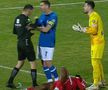 Marcel Bîrsan i-a arătat eronat cartonașul roșu lui Alexandru Buzbuchi, în minutul 77 al meciului Farul - Dinamo, după un contact cu Hakim Abdallah. Decizia a fost întoarsă de VAR, dar a provocat un veritabil scandal.