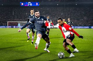 Feyenoord, avantaj în vederea returului cu Milan » Gafa lui Maignan a decis partida