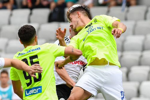 Alexandru Chipciu și Rares Ispas în acțiune, în FC Universitatea U Cluj vs Poli Iasi, foto: Imago