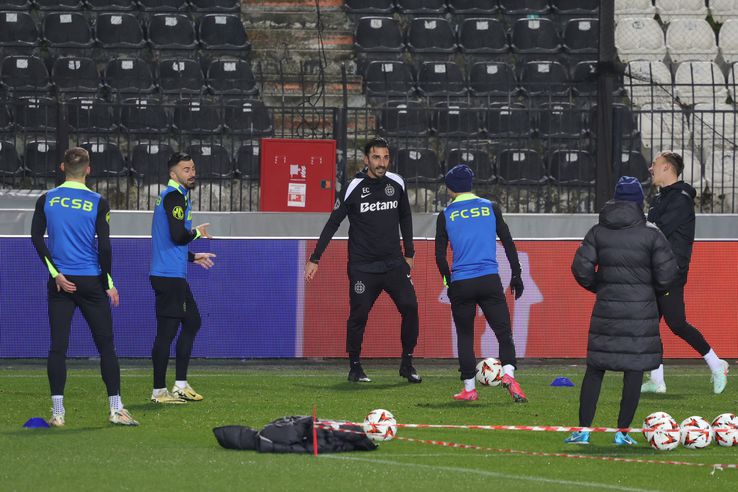 Imagini de la antrenamentul oficial al FCSB-ului înaintea meciului cu PAOK Salonic FOTO: Ionuţ Iordache (GSP)