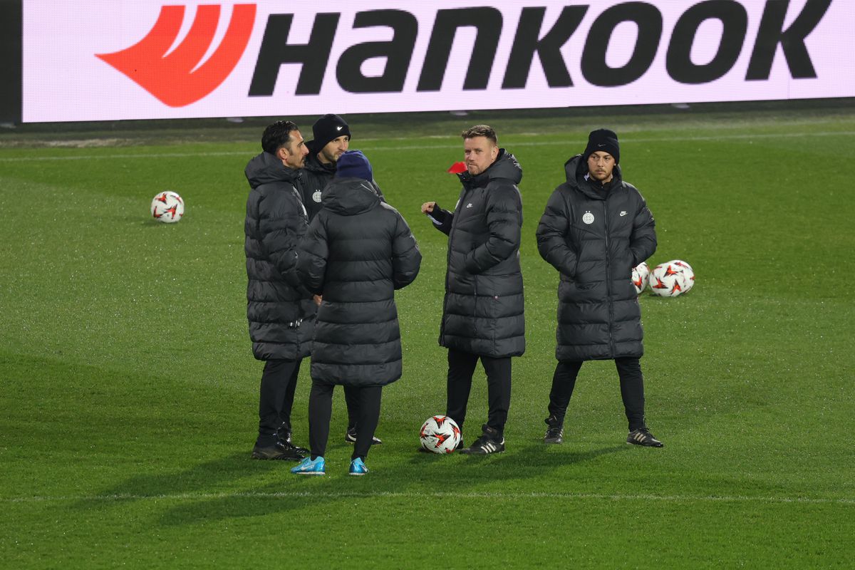 5 detalii de la antrenamentul FCSB » Elias Charalambous iritat, Miculescu apt pentru PAOK, s-a integrat Jordan Gele?