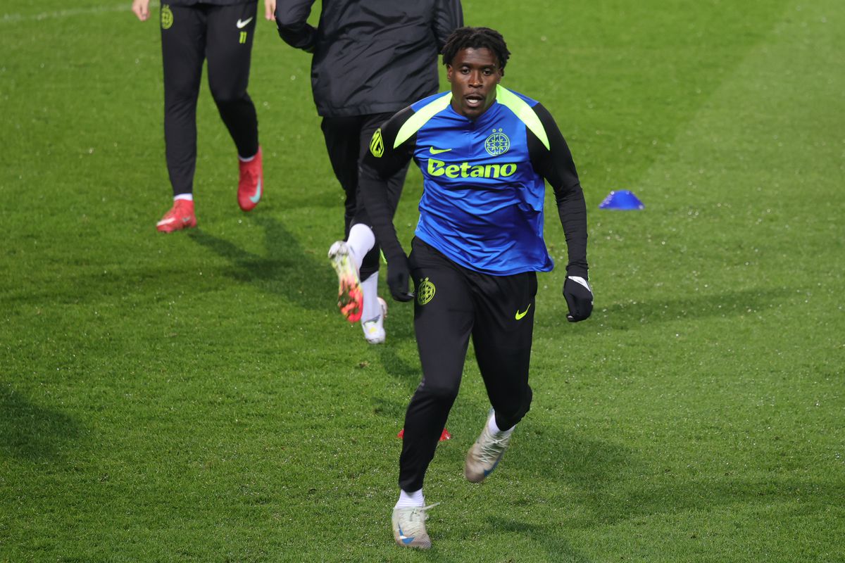 5 detalii de la antrenamentul FCSB » Elias Charalambous iritat, Miculescu apt pentru PAOK, s-a integrat Jordan Gele?