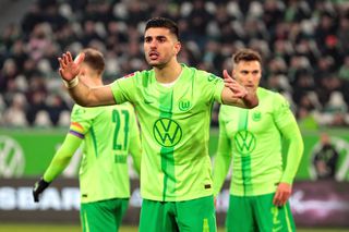 Liverpool îl monitorizează pe Koulierakis, fostul jucător al lui Răzvan Lucescu » Wolfsburg cere 40 de milioane de euro!