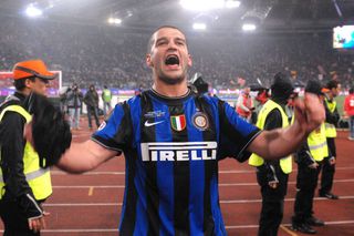 Cristi Chivu face dezvăluiri șocante: „L-am bătut chiar pe teren! Eu eram fără țigle pe acoperiș atunci, de la pastile”