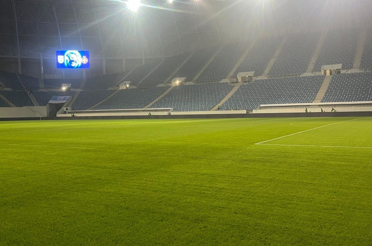 CS Universitatea Craiova - FCSB: imagini de la stadion, înainte de meci