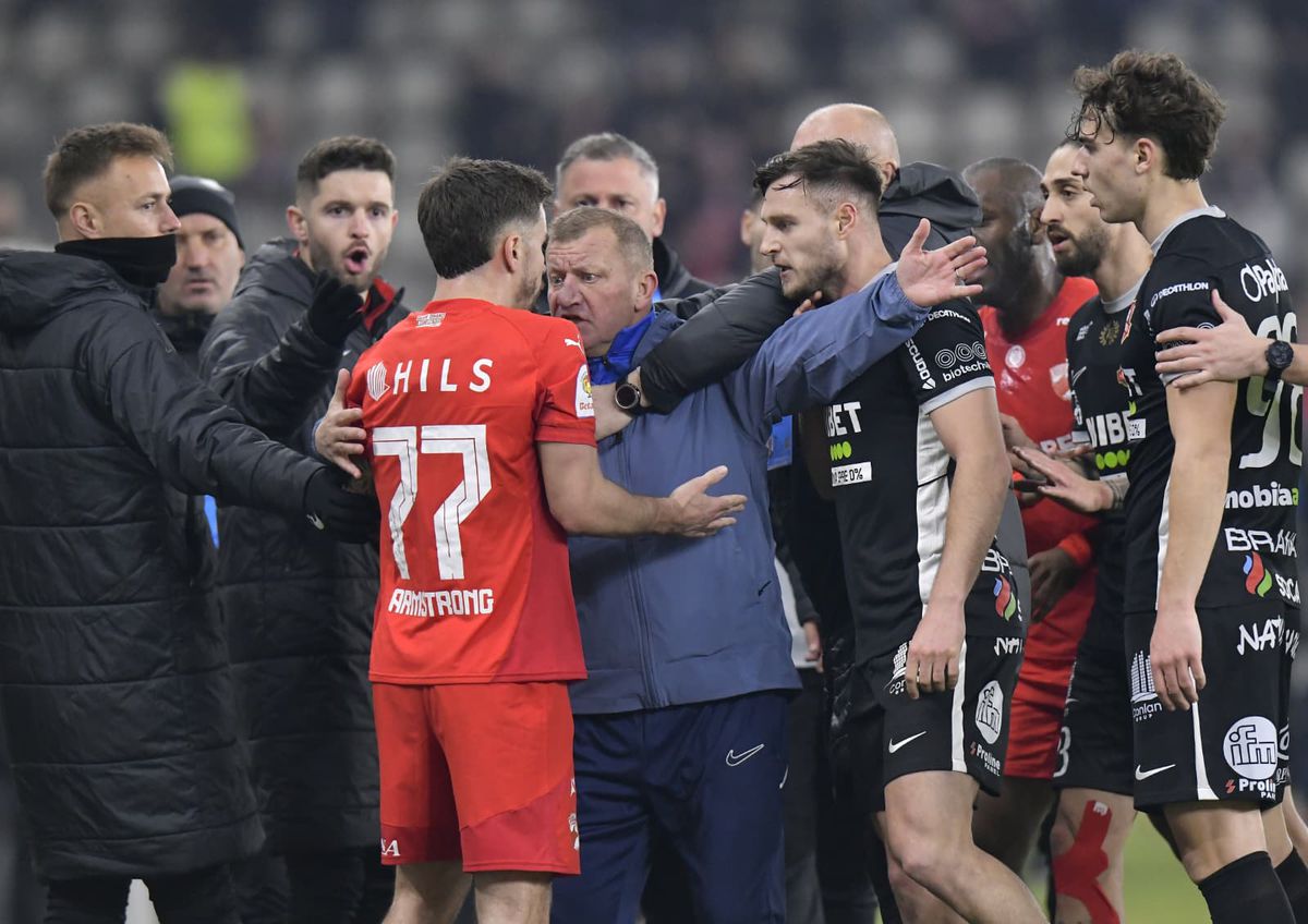 Dinamo se califică în „sferturile” Cupei României, după o victorie de control cu Hermannstadt » Traseu excelent pentru „câini” până în semifinale