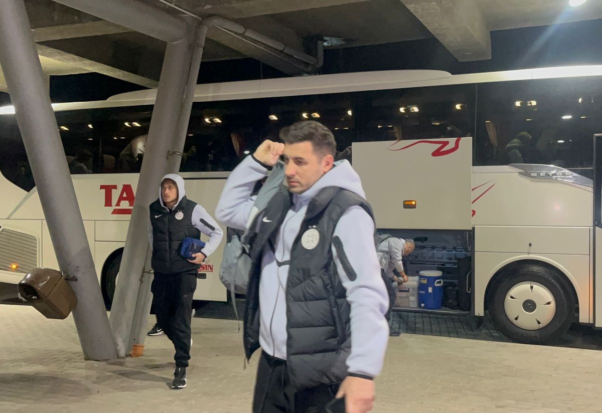 CS Universitatea Craiova - FCSB: imagini de la stadion, înainte de meci