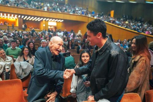 David Popovici, alături de Victor Rebengiuc / Foto: Facebook David Popovici