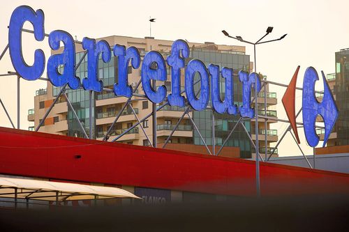 Carrefour România va trece la frații Pavăl // foto: Imago Images