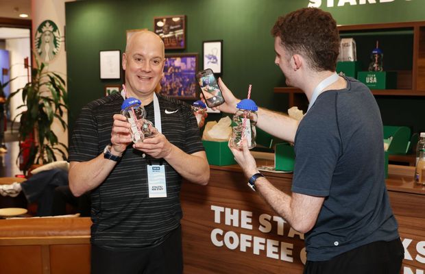 „Nu sunt tatăl și nici antrenorul” » Avocatul de 54 de ani e cel mai vârstnic sportiv american de la Jocurile Olimpice: 6 încercări eșuate de calificare