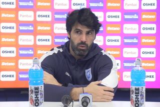 „Echipa e fantastică”. Filipe Coelho a numit singurul jucător pe care n-a vrut să-l ia în lot cu FCSB