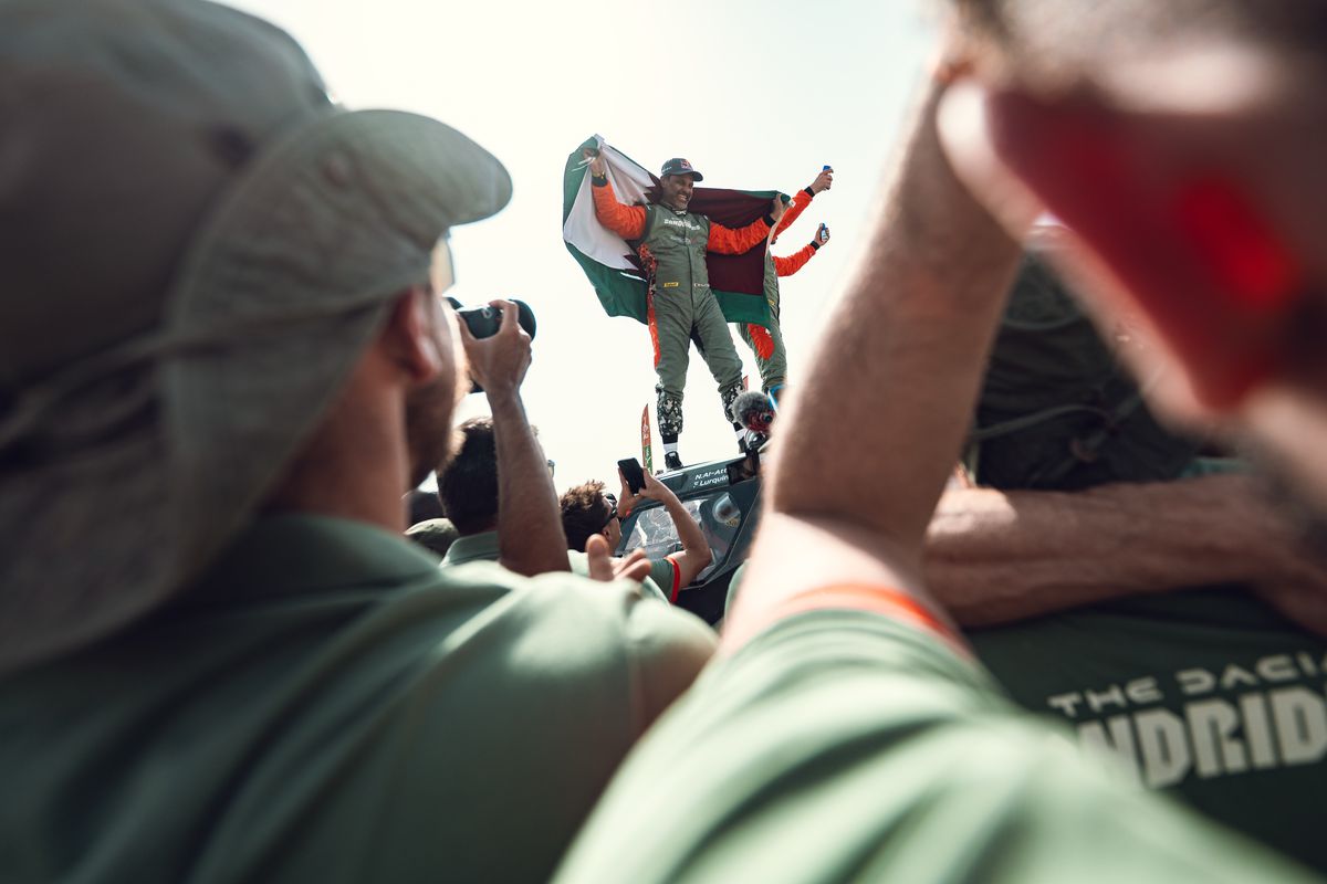 Neașteptat! Dacia s-a retras definitiv din Raliul Dakar, după ce l-a câștigat