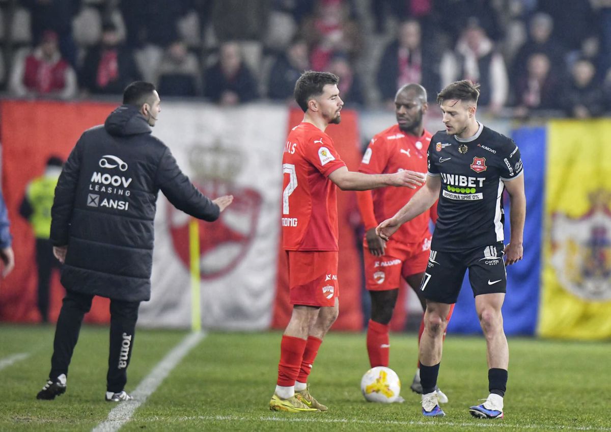 Dinamo se califică în „sferturile” Cupei României, după o victorie de control cu Hermannstadt » Traseu excelent pentru „câini” până în semifinale