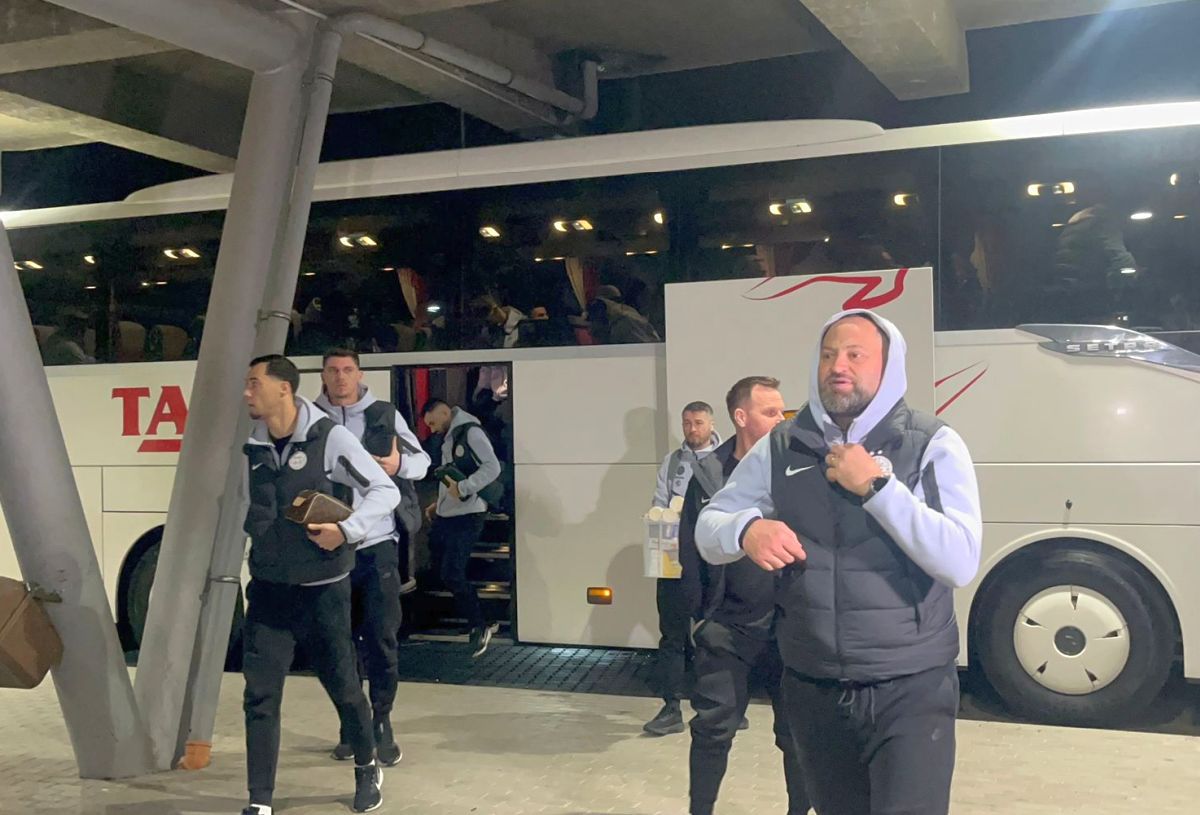 CS Universitatea Craiova - FCSB: imagini de la stadion, înainte de meci