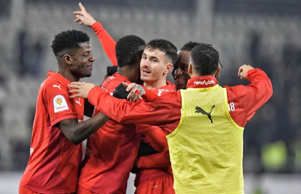 Dinamo se califică în „sferturile” Cupei României, după o victorie de control cu Hermannstadt » Traseu excelent pentru „câini” până în semifinale