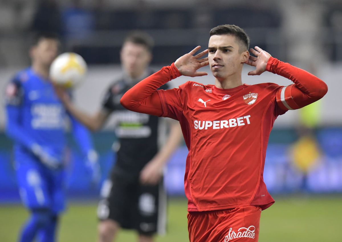 Dinamo se califică în „sferturile” Cupei României, după o victorie de control cu Hermannstadt » Traseu excelent pentru „câini” până în semifinale