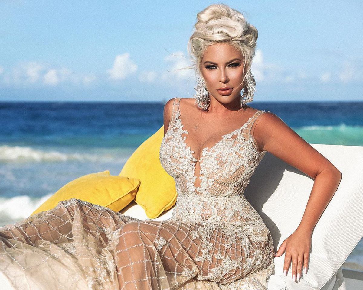 VIDEO&FOTO Următorul adversar al lui Anthony Joshua a sărutat cu forța o jurnalistă și are o relație cu cea mai apreciată cântăreață pop din Bulgaria