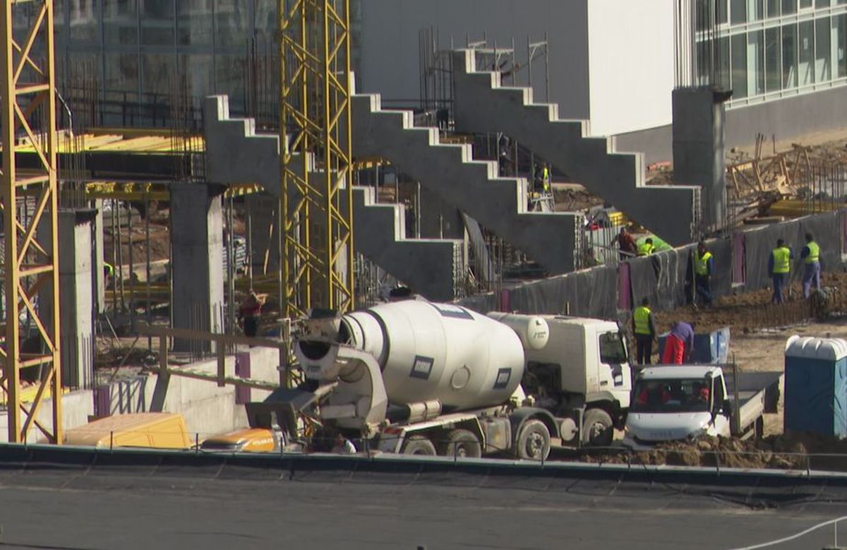 RAPID // VIDEO Dan Alexa, în vizită la stadionul Giulești, alături de Ovidiu Burcă